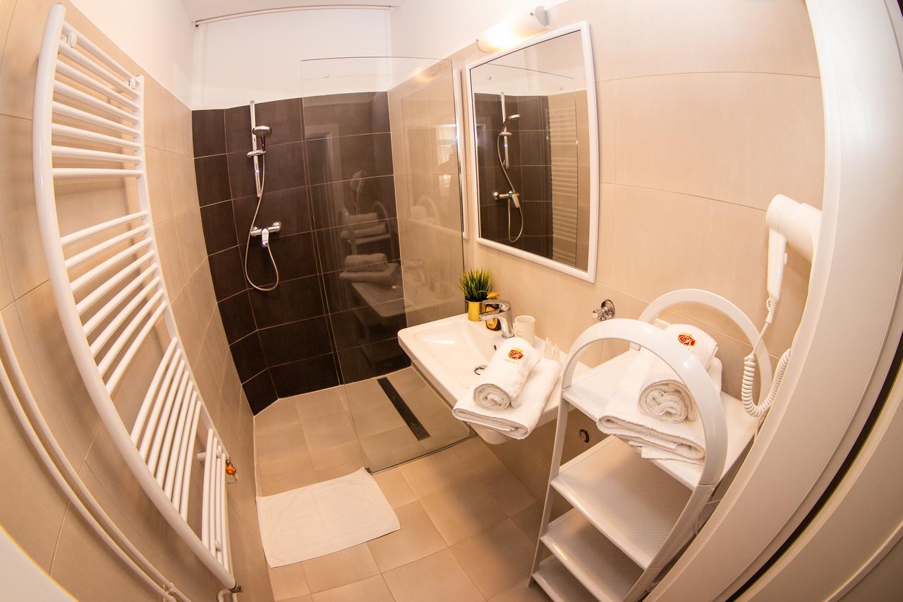 Apartman U Krale Tylova 515 Jicin Bagian luar foto